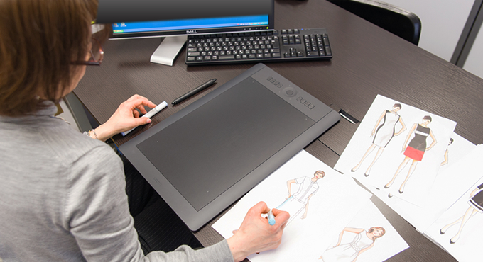 担当デザイナー